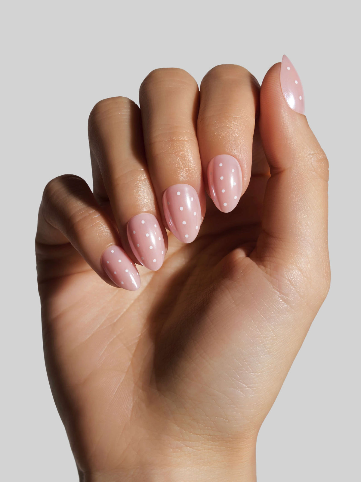 Angel Glaze Dot (Extra Short Almond)